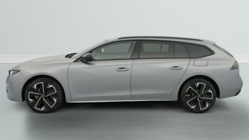 Aperçu du véhicule : Hybrid 225 e-EAT8 Allure