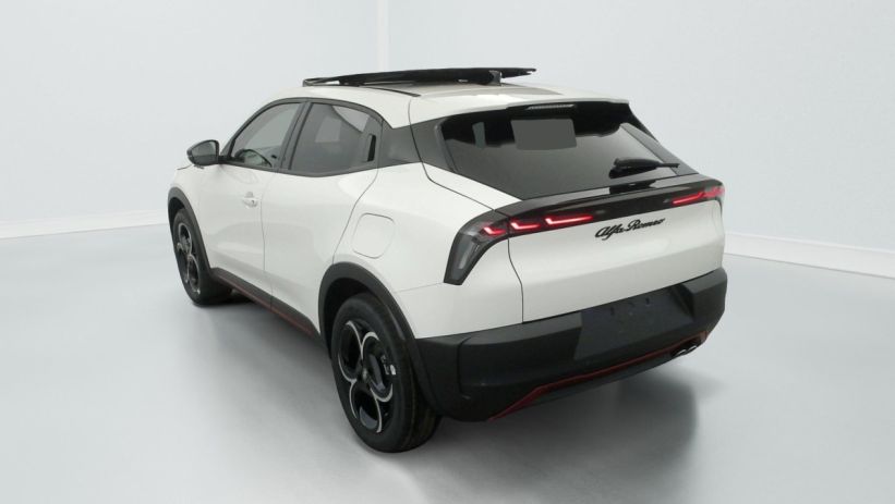 Aperçu du véhicule : 1.2 Ibrida 136 ch eDCT6 Speciale