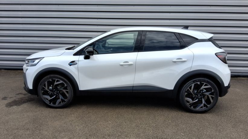 Aperçu du véhicule : CAPTUR E-Tech full hybrid 160 ch esprit Alpine
