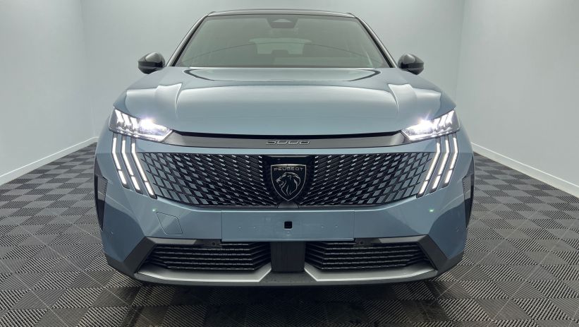 Aperçu du véhicule : Nouveau Hybrid 145 e-DCS6 GT Bleu Ingaro avec 2900€ d'équipements inclus