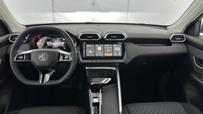 Aperçu du véhicule : 1.5 Hybrid+ 197ch Comfort