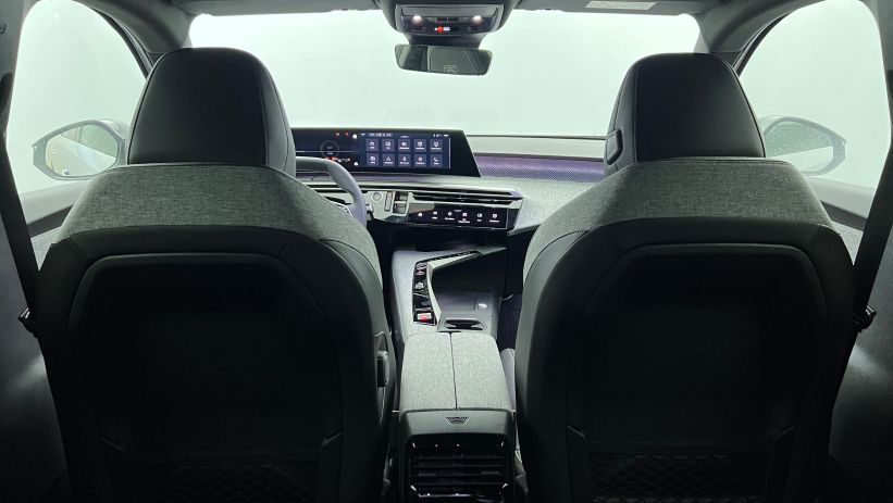 Aperçu du véhicule : Nouveau Hybrid 145 e-DCS6 GT Blanc Okénite avec 3750€ d'équipements inclus