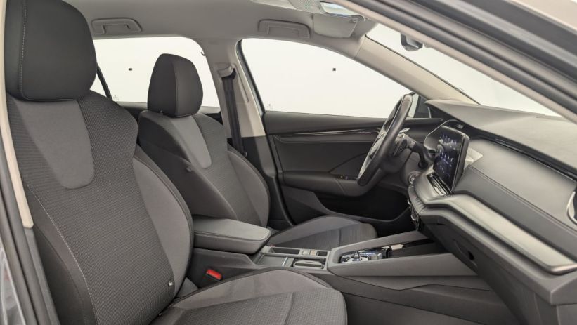 Aperçu du véhicule : 1.0 TSI mHEV e-TEC 110 ch DSG7 Ambition