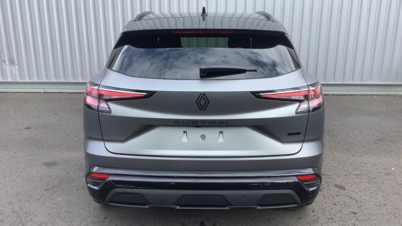 Aperçu du véhicule : AUSTRAL full hybrid E-Tech 200 ch Esprit Alpine