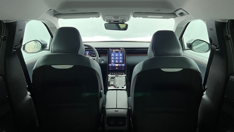 Aperçu du véhicule : Nouveau Hybrid 145 ch e-DCS6 Plus Vert Astoria - Toit Noir Perla Nera avec 2550€ d'équipements inclus