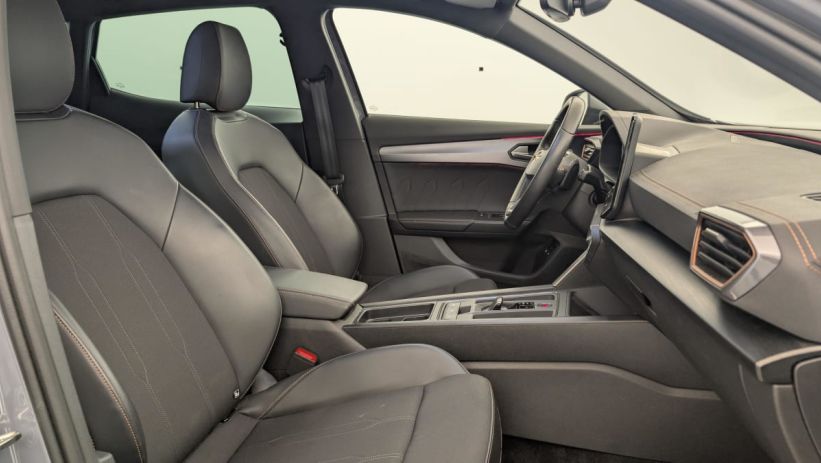 Aperçu du véhicule : 1.4 e-HYBRID 204 ch DSG6 Business Edition