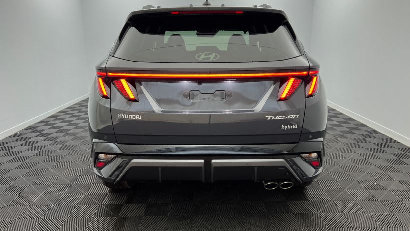 Aperçu du véhicule : 1.6 T-GDI 239 Hybrid BVA6 N Line Executive Ecotronic Gray avec 1450€ d'équipements inclus