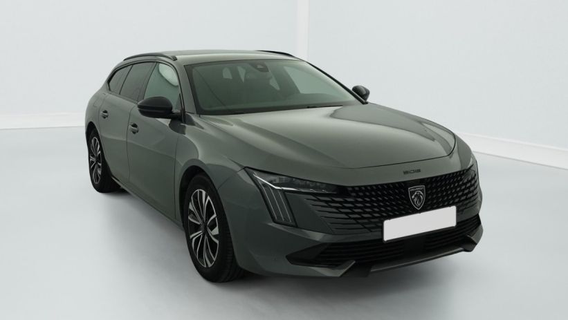 Aperçu du véhicule : Hybrid 225 e-EAT8 Allure