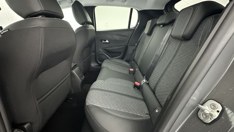 Aperçu du véhicule : 1.2 Hybrid 110ch Allure e-DCS6