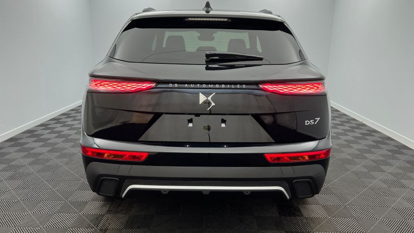 Aperçu du véhicule : BlueHDi 130 EAT8 Etoile Noir Perla Nera avec 5900€ d'équipements inclus