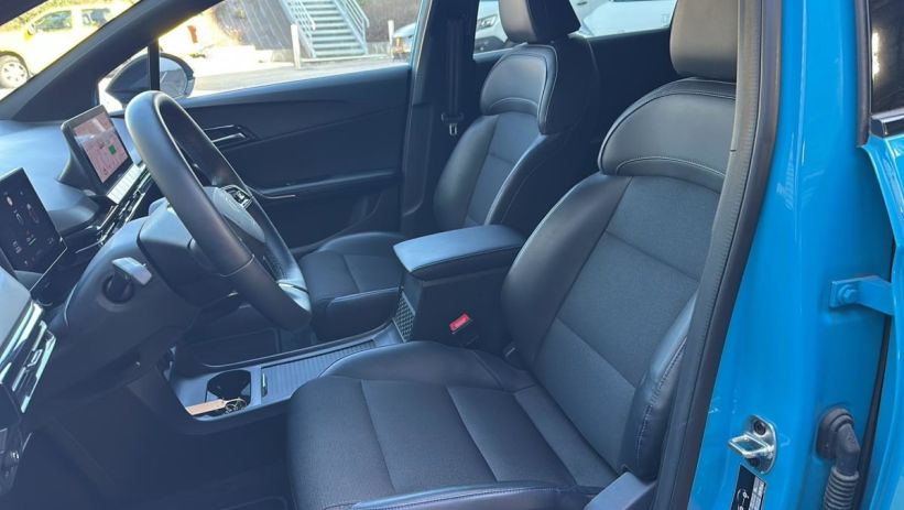 Aperçu du véhicule : ELECTRIC 64KWH - 150 KW 2WD LUXURY