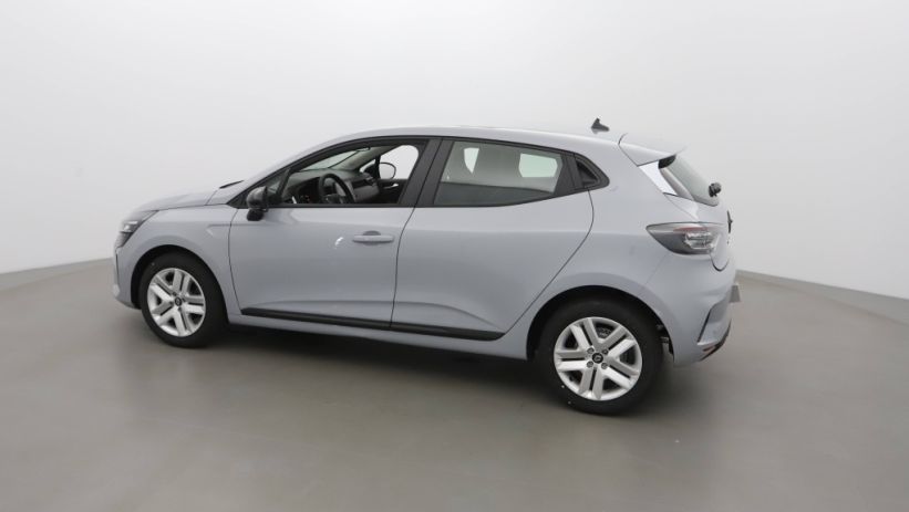 Aperçu du véhicule : 1.5 DCI 100CH EVOLUTION - 25