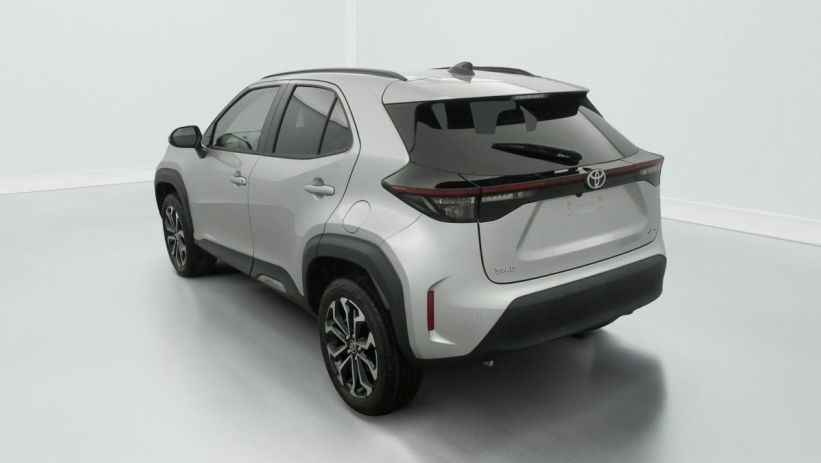 Aperçu du véhicule : 130h 2WD Design