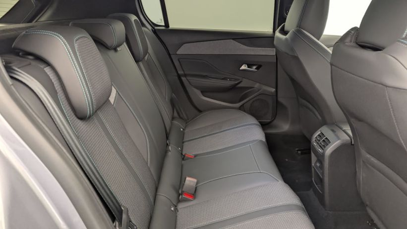 Aperçu du véhicule : Hybrid 145 e-DCS6 Allure