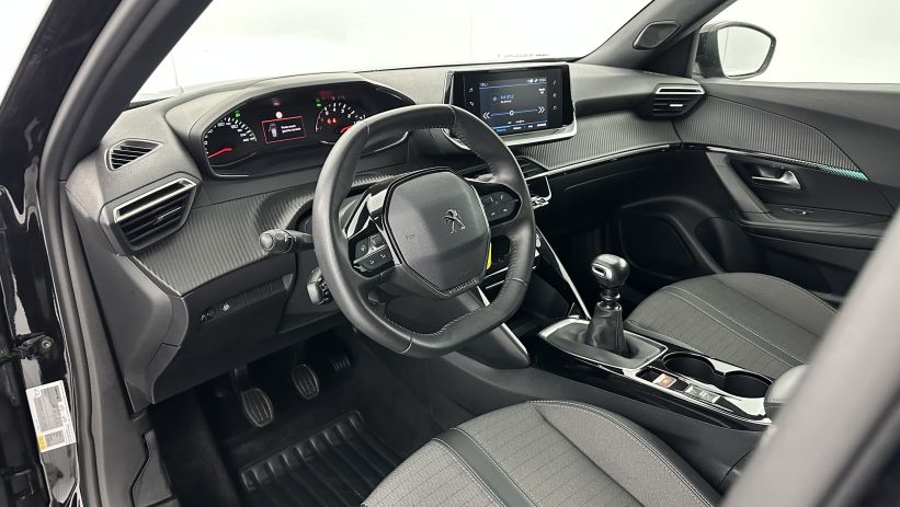 Aperçu du véhicule : 1.2 PureTech 130ch Allure