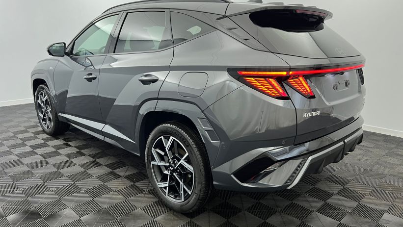 Aperçu du véhicule : 1.6 T-GDI 239 Hybrid BVA6 N Line Executive Ecotronic Gray avec 1450€ d'équipements inclus