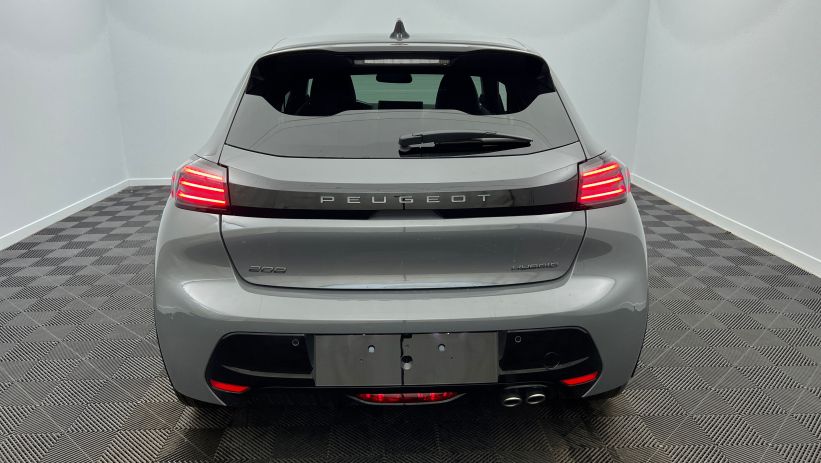 Aperçu du véhicule : Nouvelle Hybrid 145 e-DCS6 GT Gris Selenium avec 1700€ d'équipements inclus