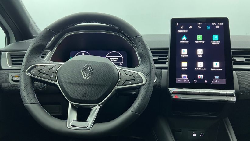 Aperçu du véhicule : E-Tech full hybrid 160 ch esprit Alpine Blanc Nacré - Toit Noir Etoilé avec 1950€ d'équipements inclus