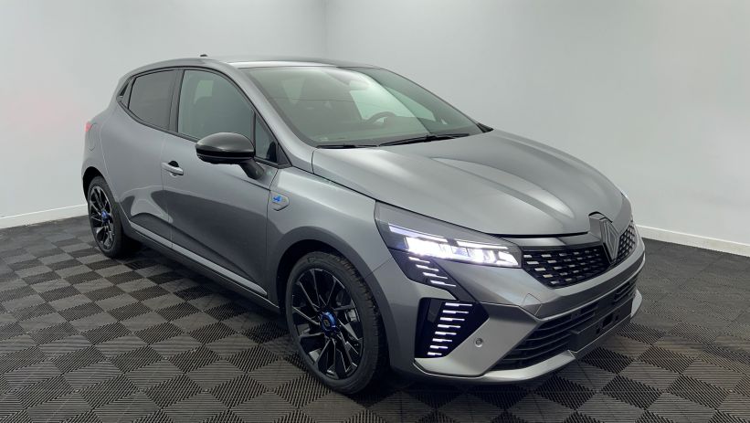 Aperçu du véhicule : TCe 90 ch Esprit Alpine Gris Schiste avec 1450€ d'équipements inclus