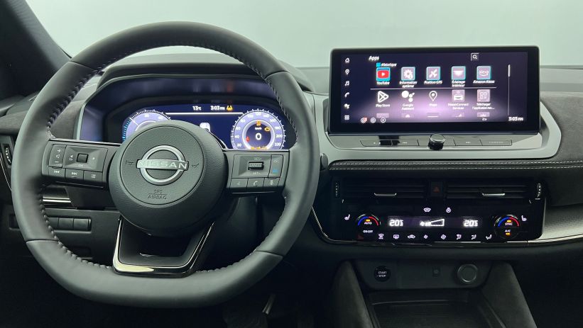 Aperçu du véhicule : Hybrid Nouveau e-Power Gen3 205 ch N-Design Vert Cayuga - Toit Noir avec 2350€ d'équipements inclus