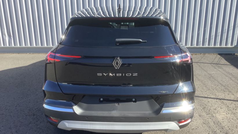 Aperçu du véhicule : SYMBIOZ E-Tech full hybrid 145 Iconic