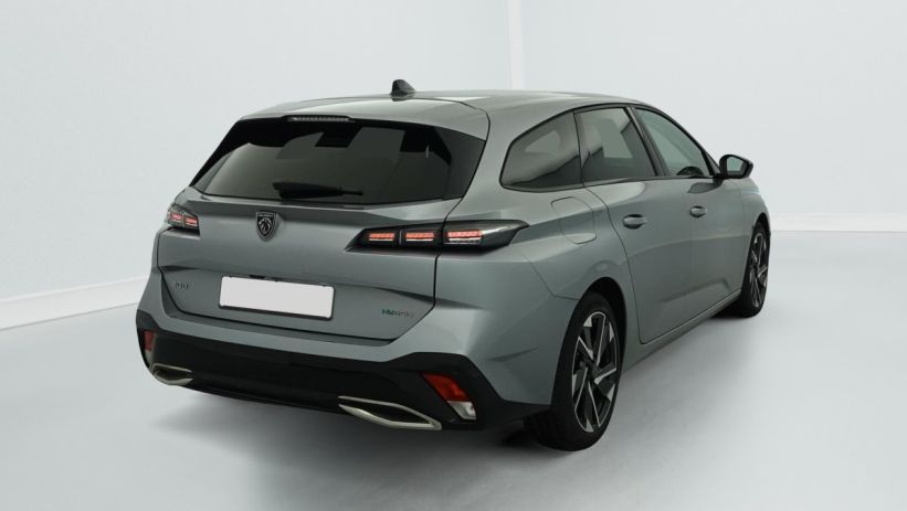 Aperçu du véhicule : PHEV 180 e-EAT8 Allure