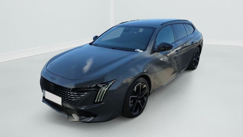 Aperçu du véhicule : Hybrid 225 e-EAT8 Allure