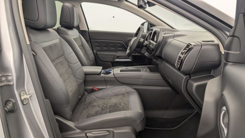 Aperçu du véhicule : Hybride Rechargeable 225 e-EAT8 Shine