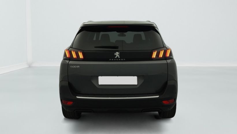 Aperçu du véhicule : Hybrid 136 e-DCS6 Allure Pack