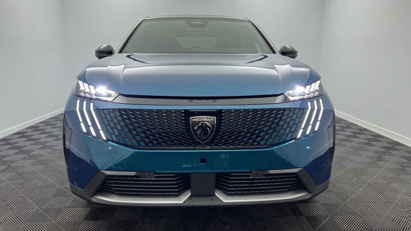 Aperçu du véhicule : Hybrid 145 e-DCS6 GT Bleu Obsession avec 5050€ d'équipements inclus