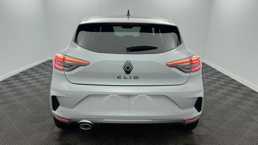 Aperçu du véhicule : TCe 90 ch Esprit Alpine Gris Rafale avec 1850€ d'équipements inclus