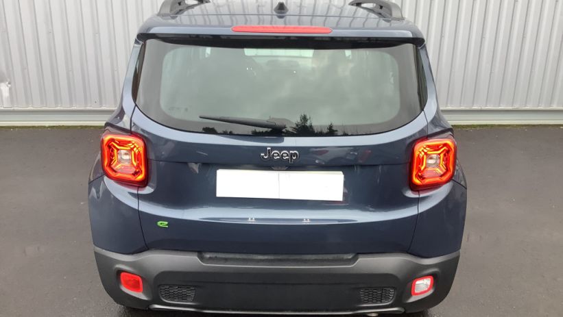 Aperçu du véhicule : RENEGADE 1.5 Turbo T4 130 ch BVR7 e-Hybrid Altitude