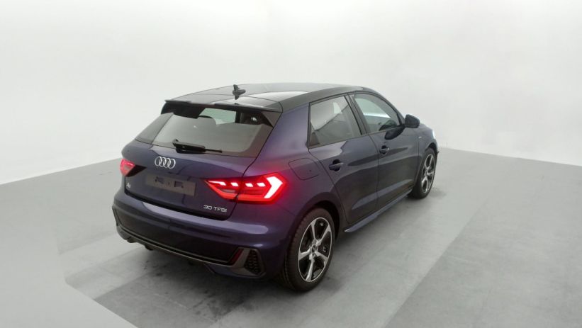 Aperçu du véhicule : 30 TFSI 116 CH S TRONIC 7 ADVANCED