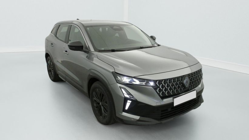 Aperçu du véhicule : FULL HYBRID E-TECH 200 CH EVOLUTION