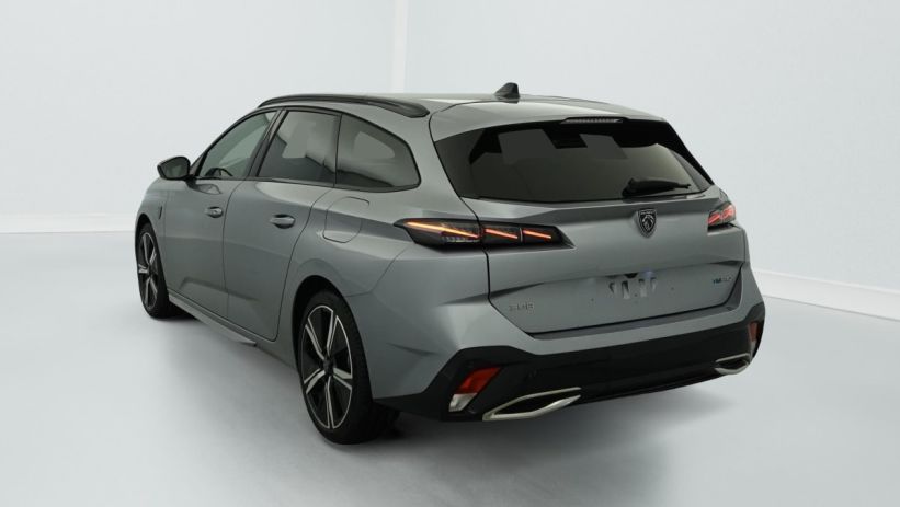 Aperçu du véhicule : PHEV 225 e-EAT8 GT