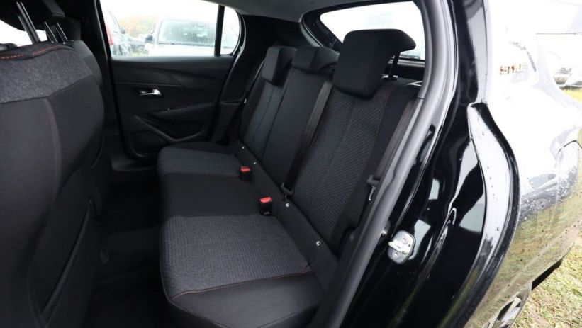 Aperçu du véhicule : 100 BVM6 STYLE