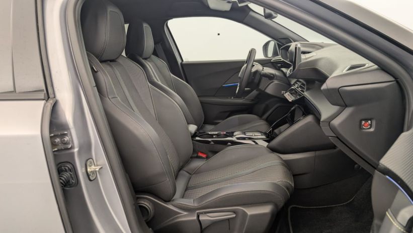 Aperçu du véhicule : 50 kWh 136 ch GT