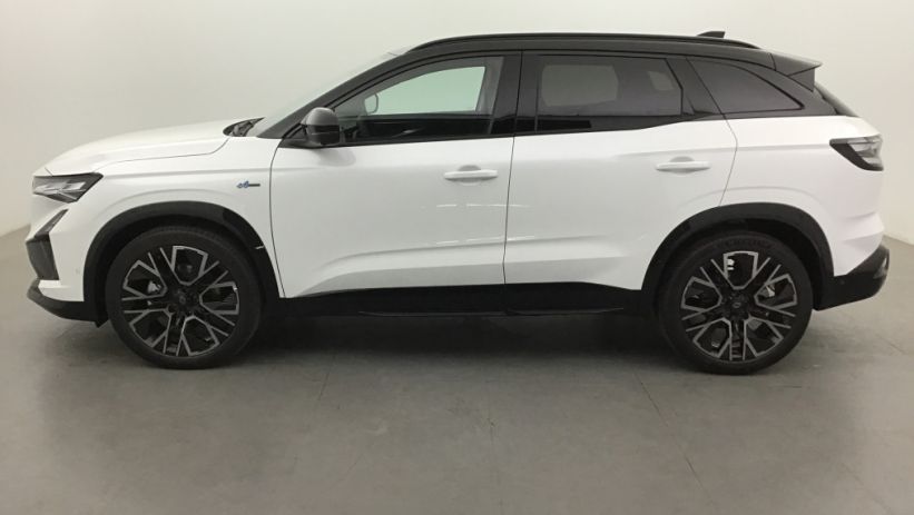 Aperçu du véhicule : AUSTRAL full hybrid E-Tech 200 ch Esprit Alpine