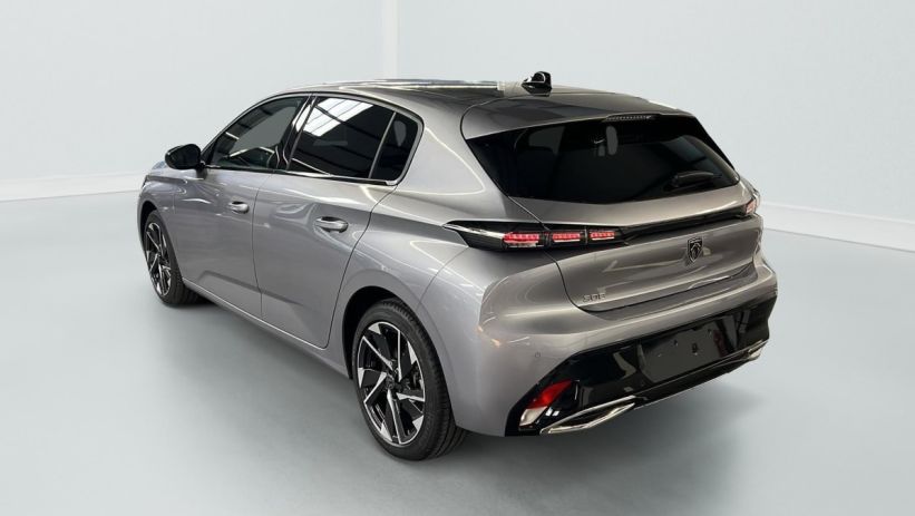 Aperçu du véhicule : Hybrid 145 e-DCS6 Allure