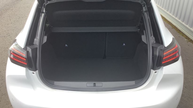 Aperçu du véhicule : 208 Hybrid 100 e-DCS6 GT