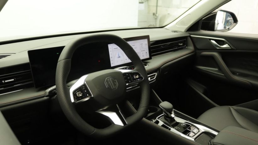 Aperçu du véhicule : 1.5 Hybrid+ 224 ch Luxury