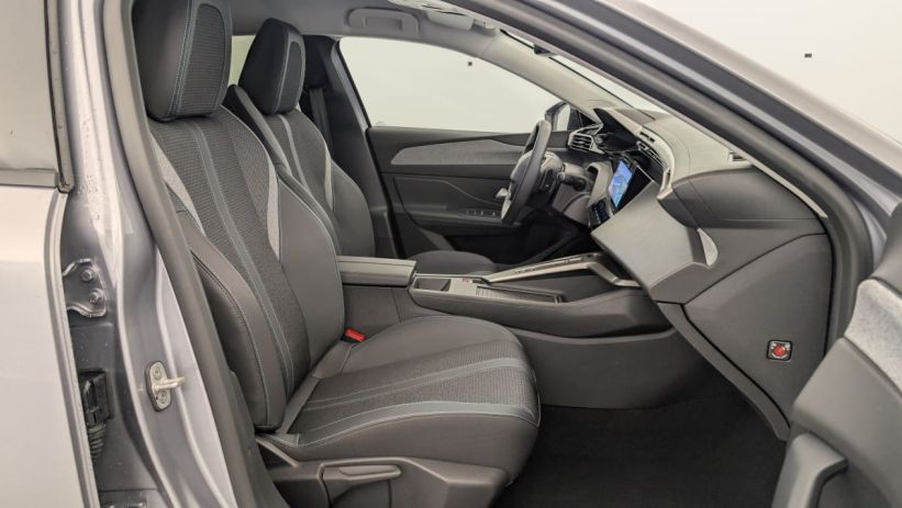 Aperçu du véhicule : Hybrid 145 e-DCS6 Allure