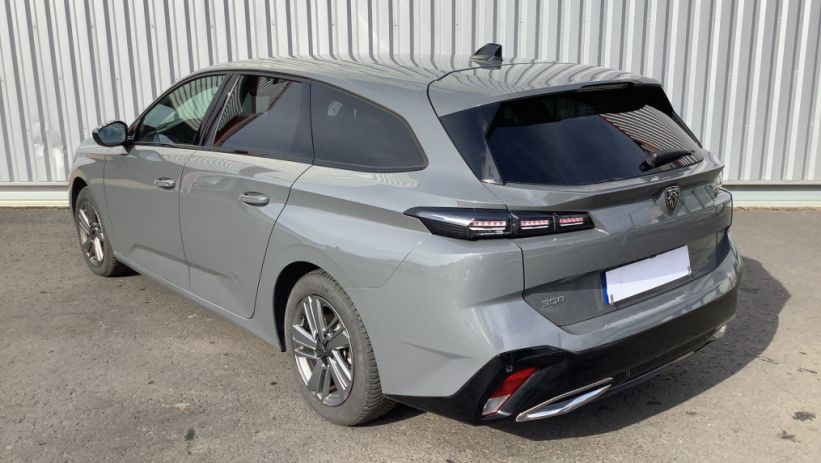 Aperçu du véhicule : 308 SW Hybrid 136 e-DCS6 Allure