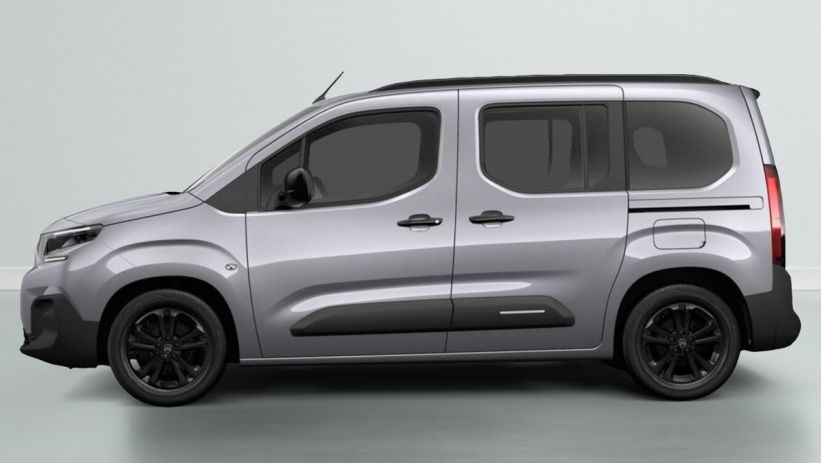 Aperçu du véhicule : 130 MAX M1