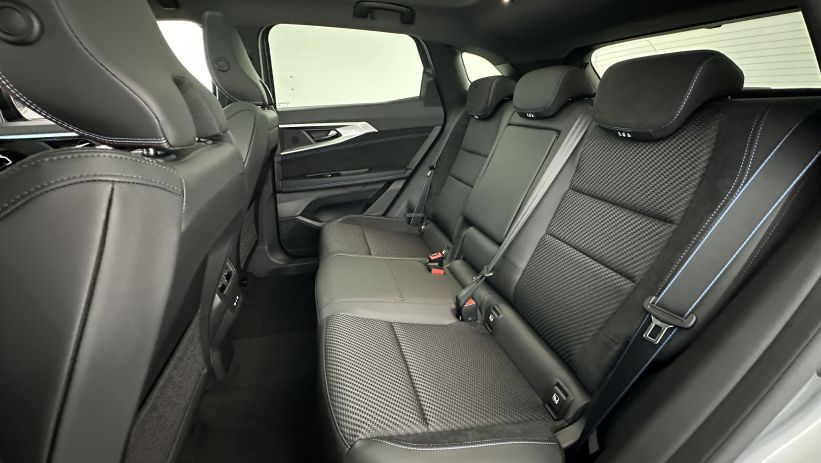 Aperçu du véhicule : E-Tech full hybrid 200ch Esprit Alpine