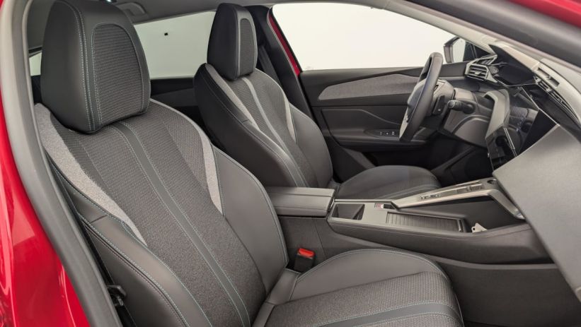 Aperçu du véhicule : Hybrid 145 e-DCS6 Allure