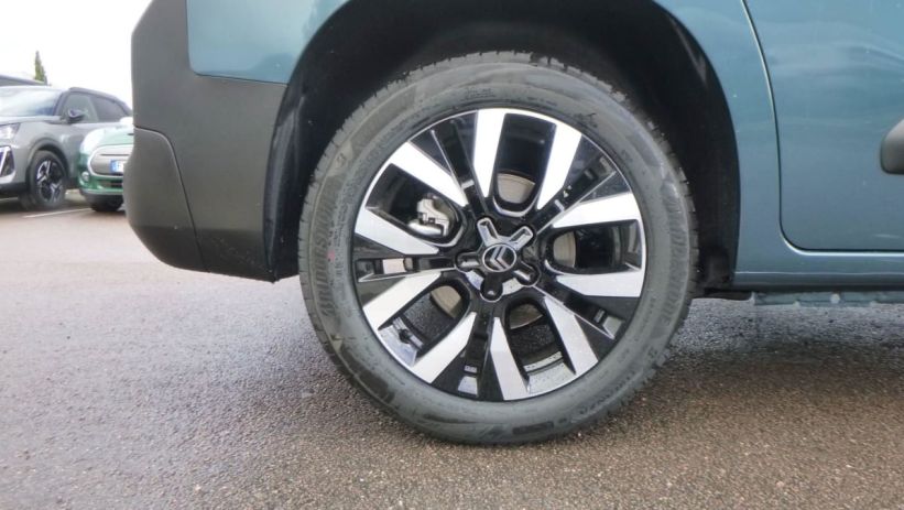 Aperçu du véhicule : Berlingo Taille M BlueHDi 130 S S EAT8 Max