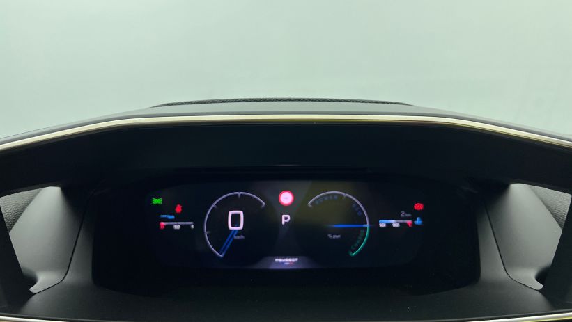 Aperçu du véhicule : Hybrid 145 e-DCS6 GT Blanc Okénite avec 1650€ d'équipements inclus