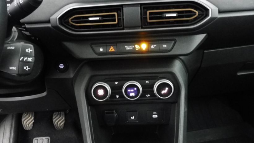 Aperçu du véhicule : 1.0 TCE 110CH STEPWAY EXTREME +