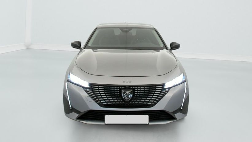 Aperçu du véhicule : PHEV 180 e-EAT8 Allure